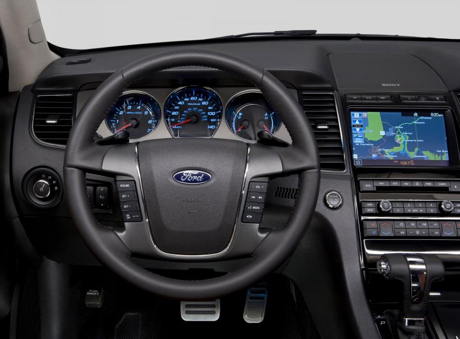  Ford Taurus SHO 2010 года  (фото 223 из 248)